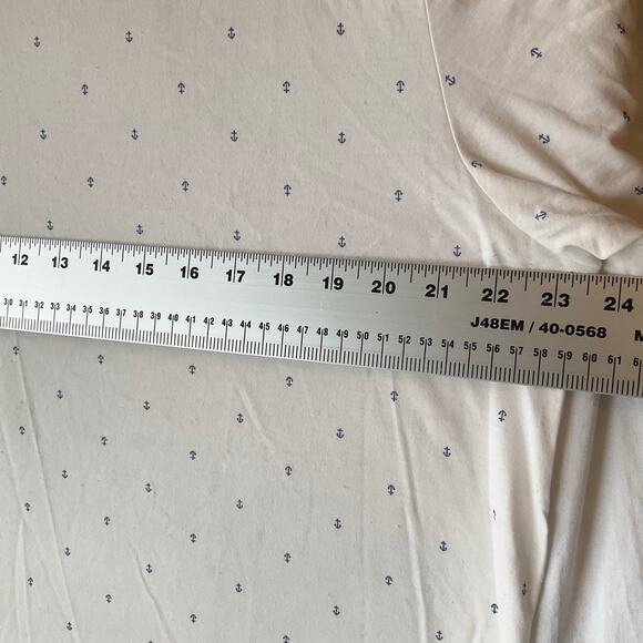 Old Navy Soft-washed Men Short sleeve T-shirt size XL, White, Anchor Pattern - Picture 3 of 7